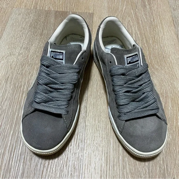 Men's PUMA Suede Classic | Size: 8 | Color: Grey / White - Picture 10 of 12